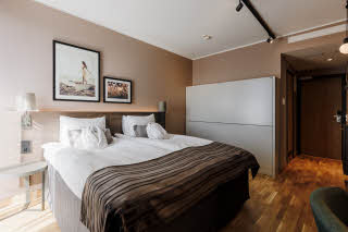 Foto: David Thunander Double bed in Superior room